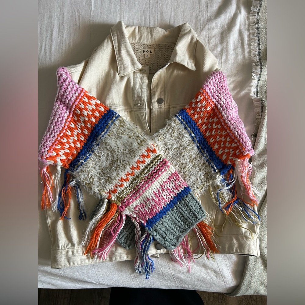 Cream jean jacket with statement sleeves - Picture 4 of 4